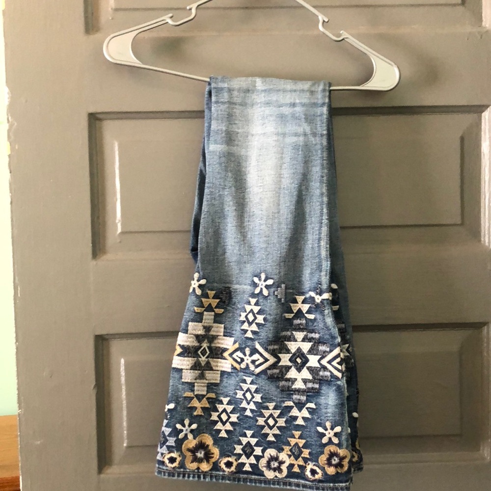 Miss Me Embroidered Flare Jeans Size 27